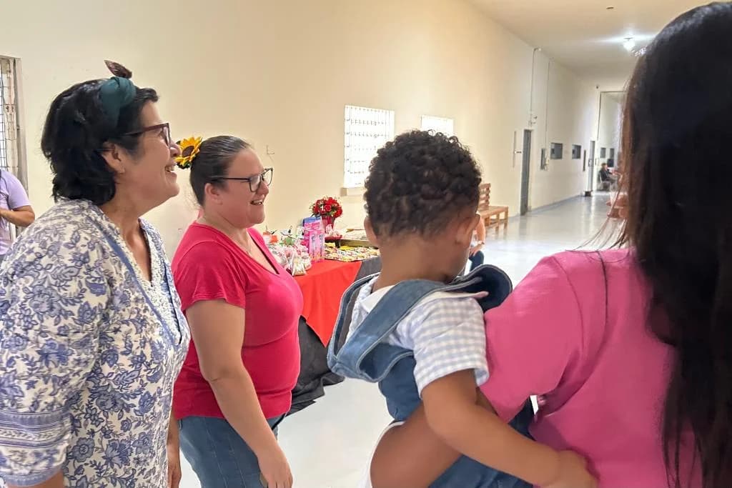 Ação do Dia das Crianças reúne netos e filhos de detentas em Cuiabá