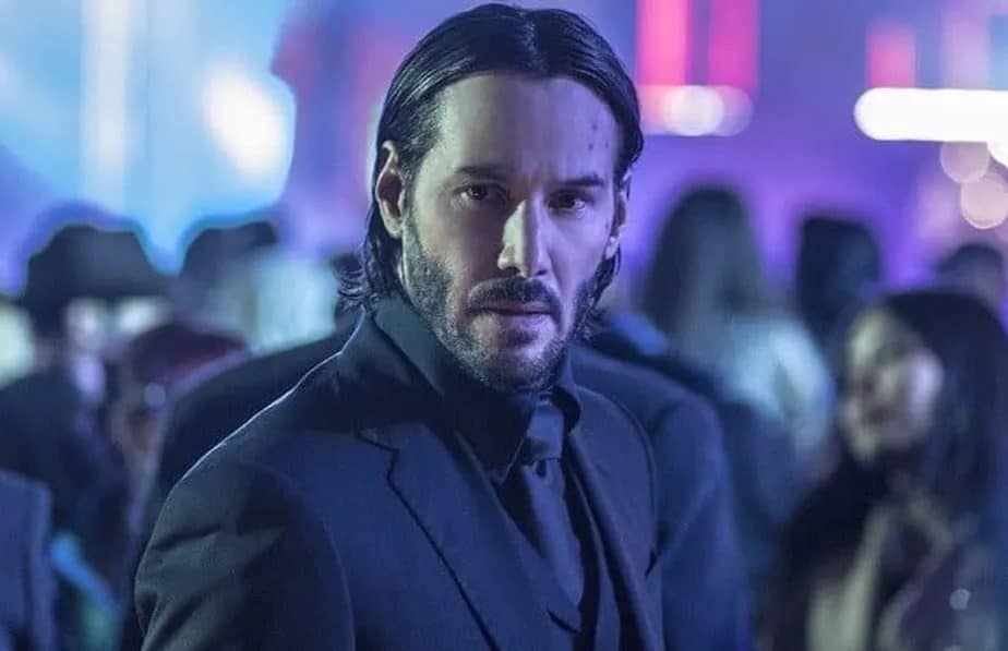 Aposentada perde R$ 7,5 mil em golpe de falso Keanu Reeves