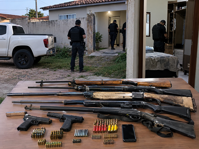Armas e munições são apreendidas e homem preso em Sorriso