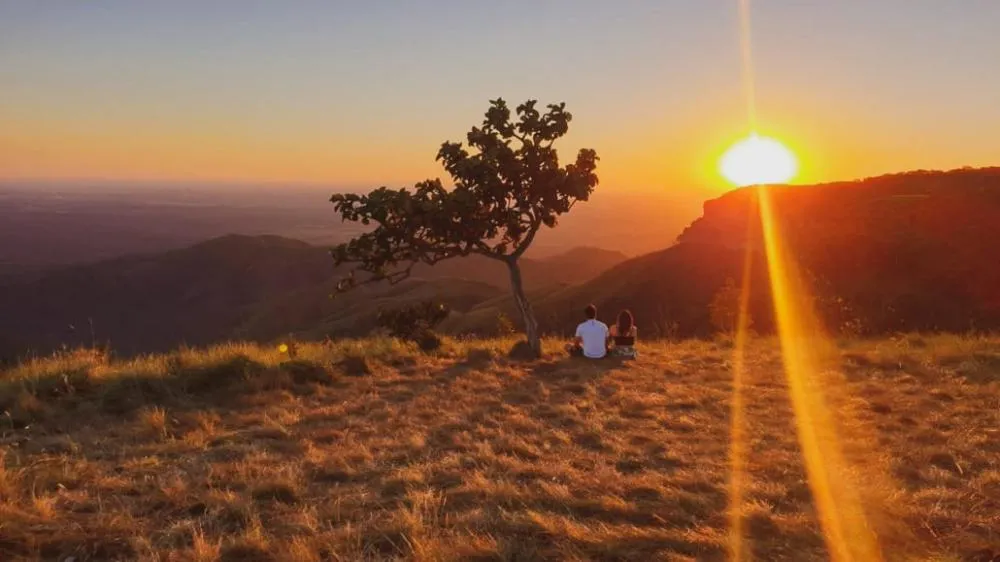 Calor intenso e termômetros a 34°C em Chapada dos Guimarães