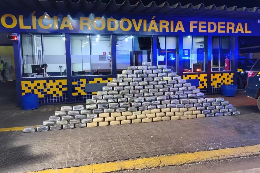 Caminhoneiro é preso com mais de 500 kg de supermaconha em caminhão na BR-364 em Rondonópolis