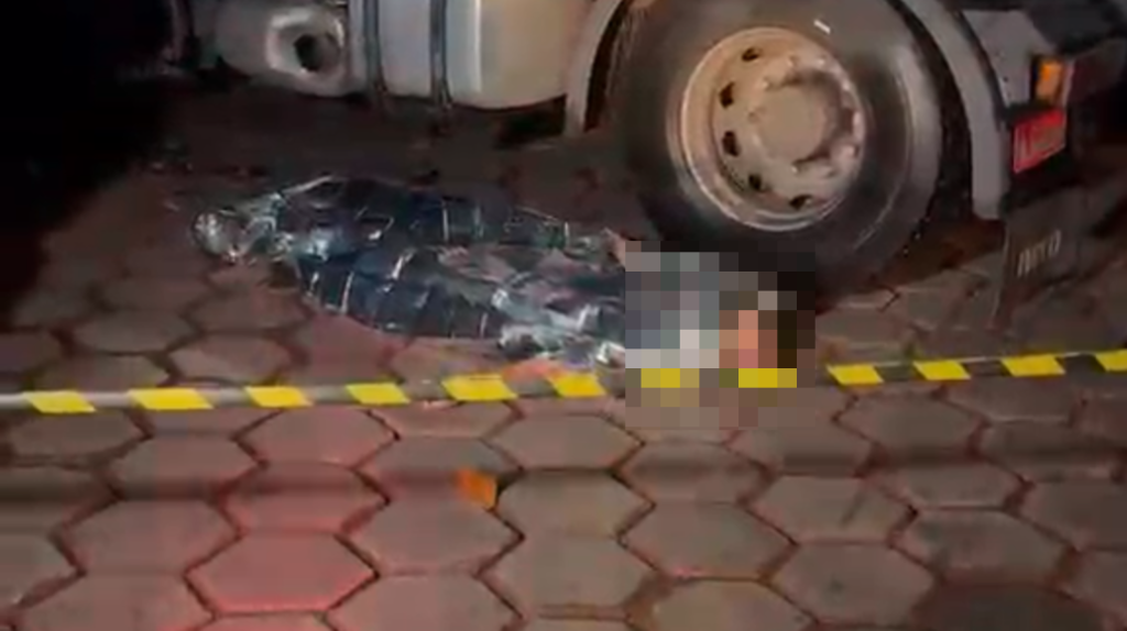 Caminhoneiro morre prensado por carreta em Várzea Grande MT