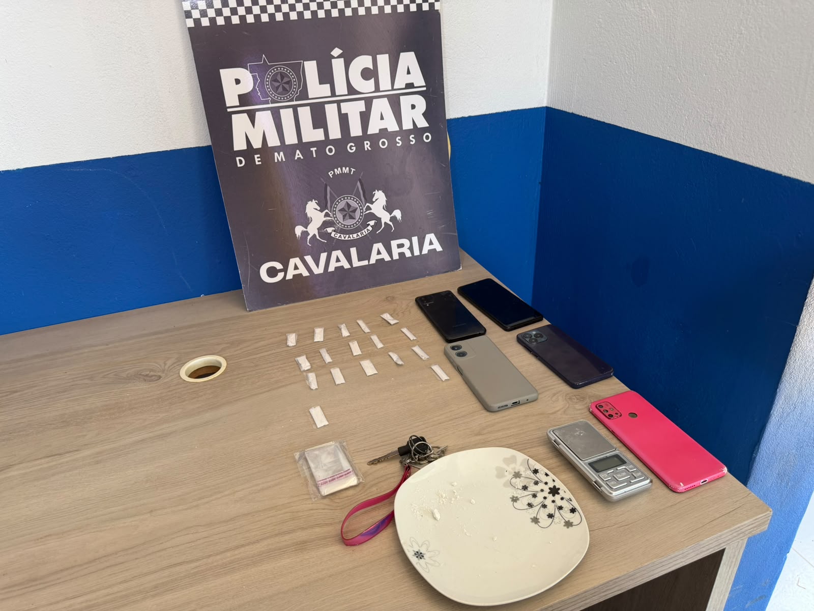 Cocaína apreendida e três detidos pela Cavalaria em Lucas do Rio Verde