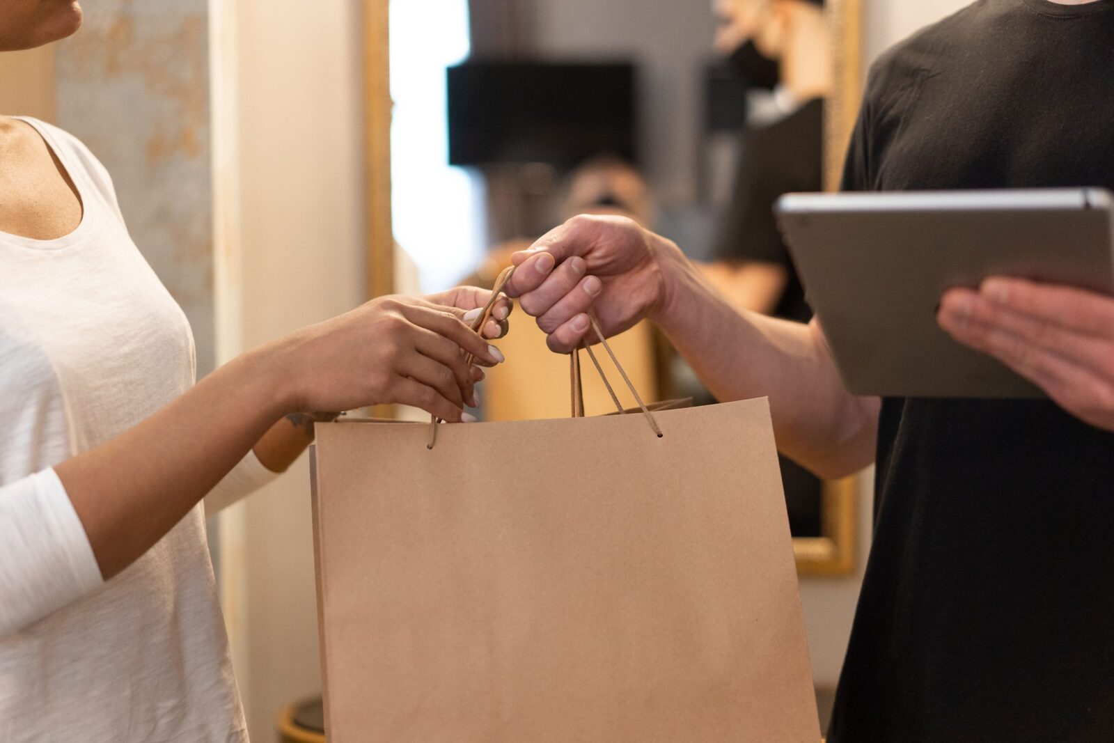 Compra de última hora deve elevar envios no e-commerce de MT