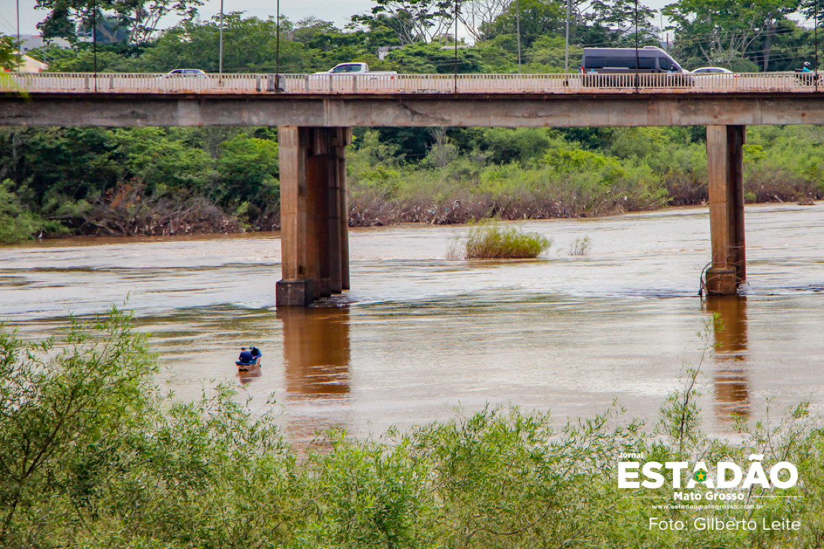 Criança de 12 anos desaparece no Rio Cuiabá em MT