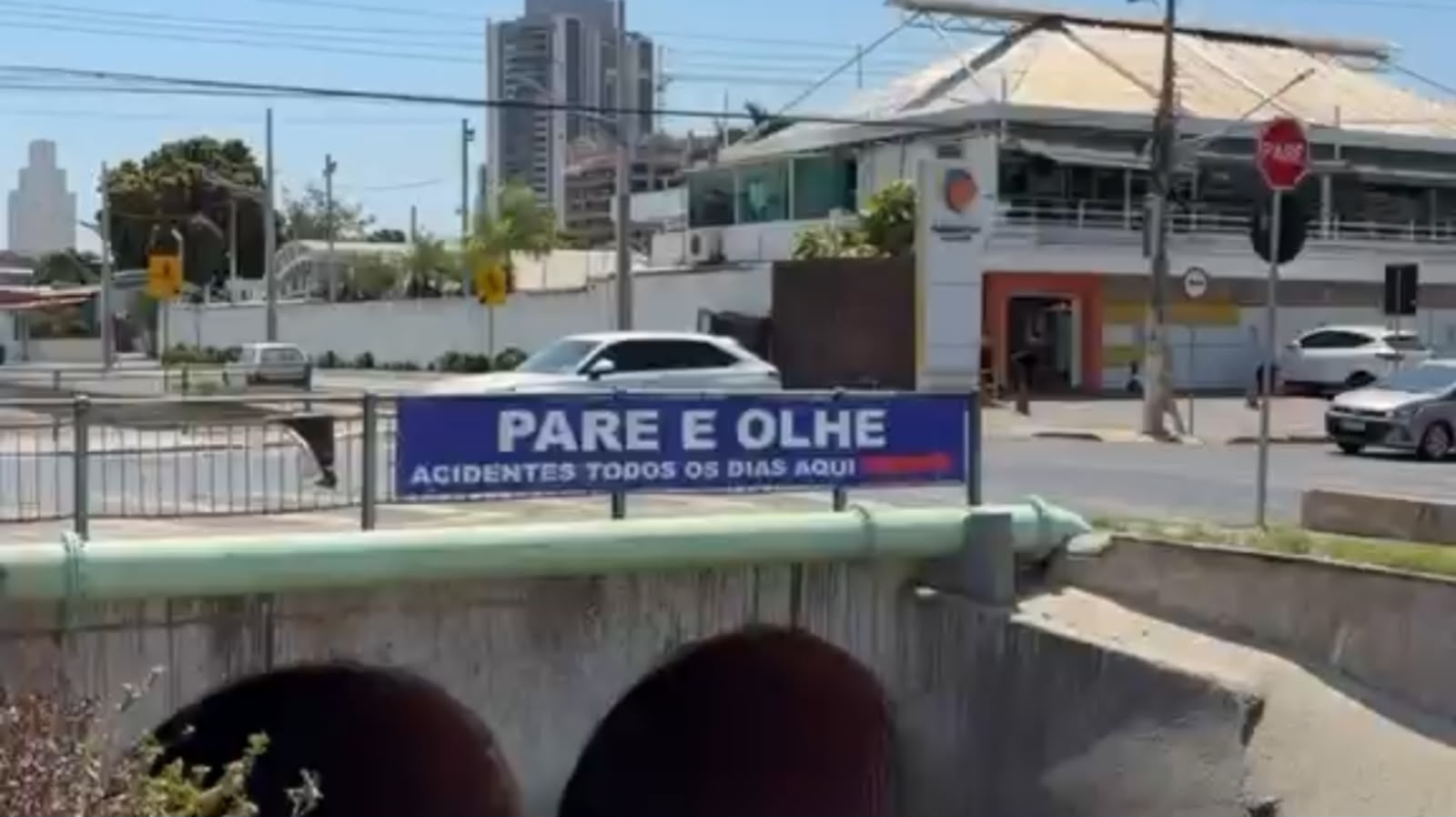 Cruzamento perigoso em Cuiabá preocupa moradores e comerciantes