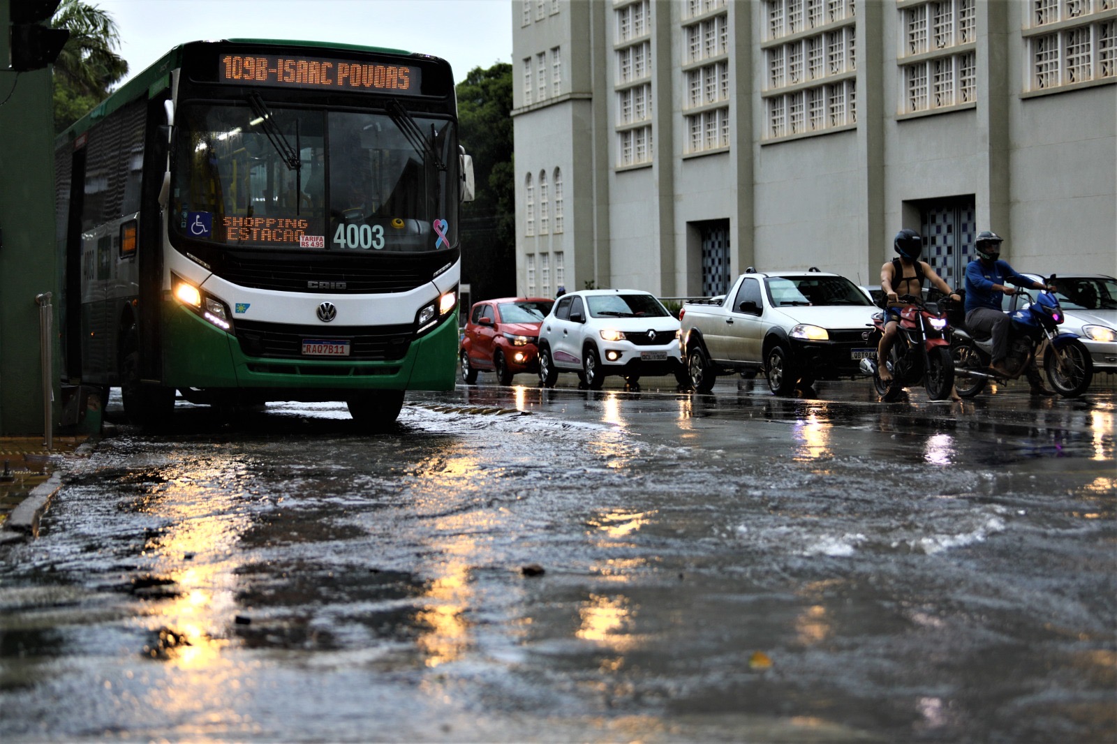 Cuiabá em alerta para temporais com ventos de até 100 km/h em MT