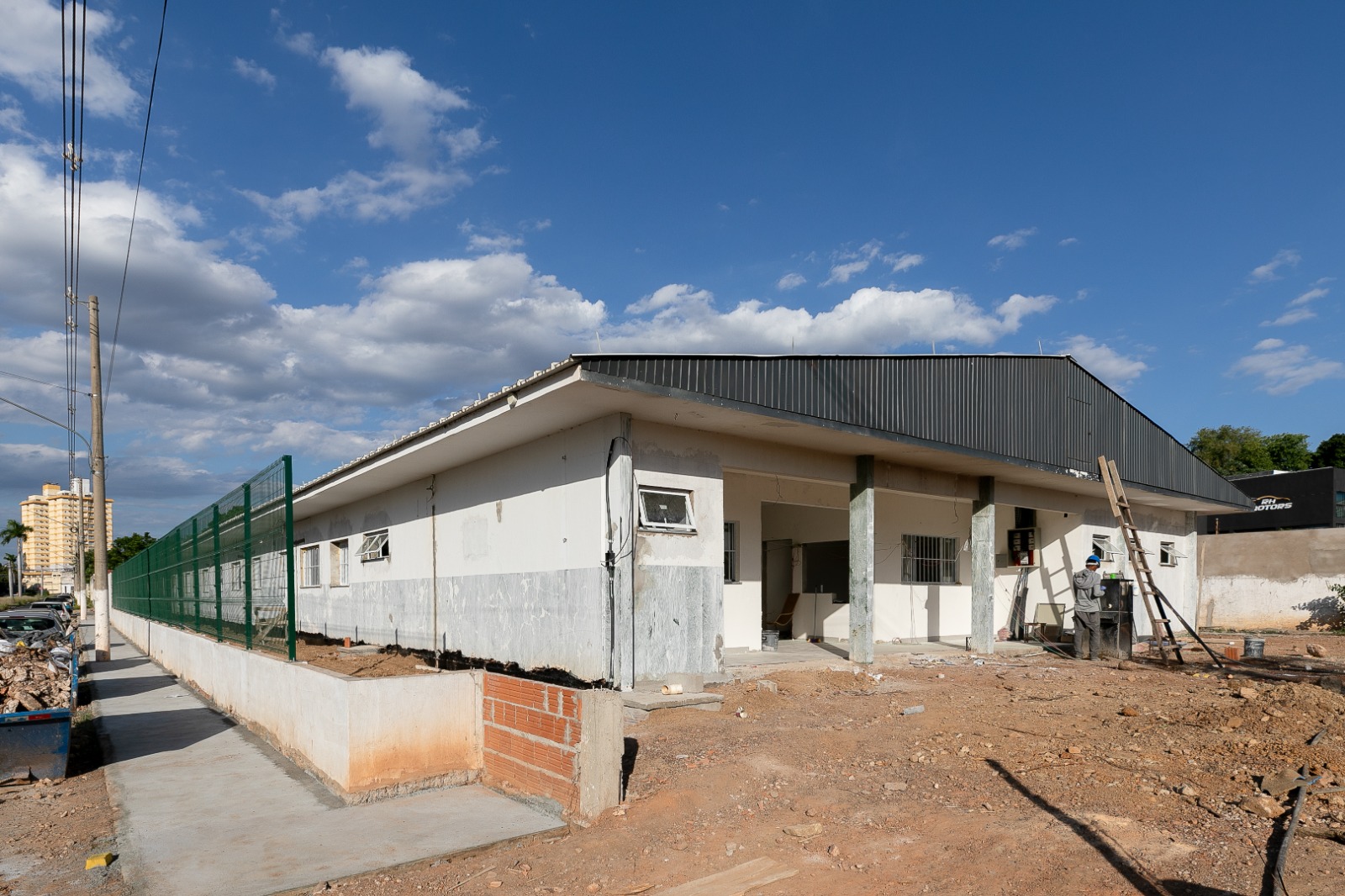 Cuiabá investe mais de R$ 30 mi na Educação e prevê escola