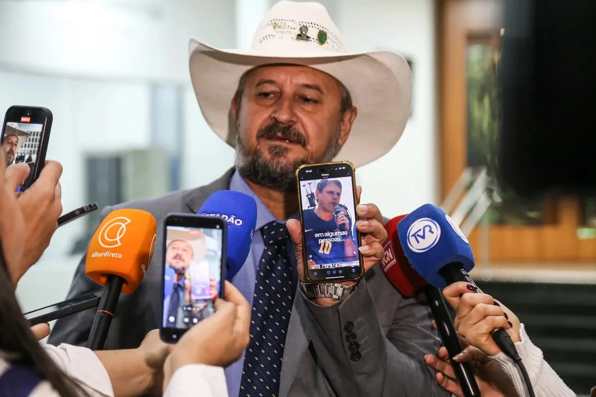 Deputado reeleito em MT defende direito de questionar urnas