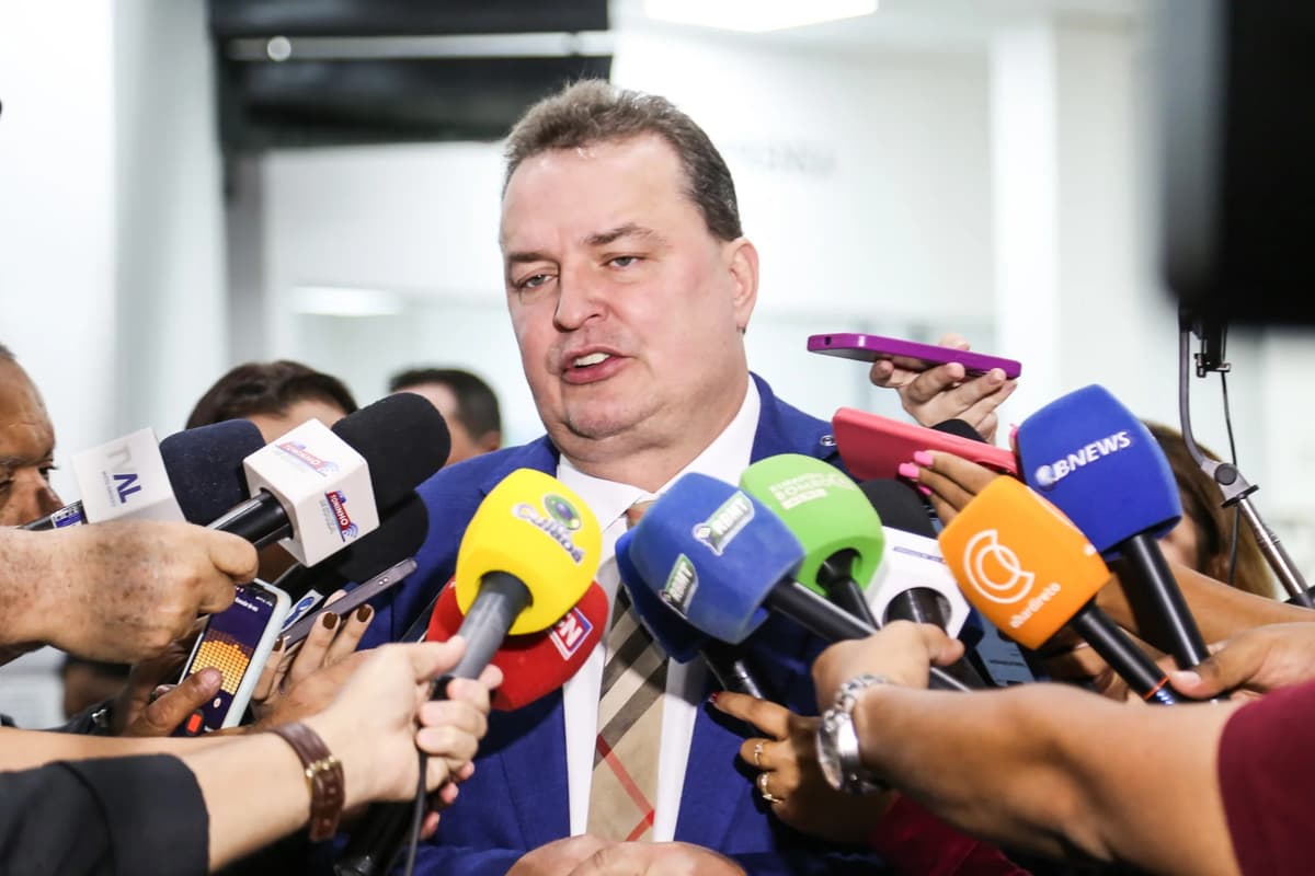 Derrota de deputados em MT exige reflexão, aponta Max Russi