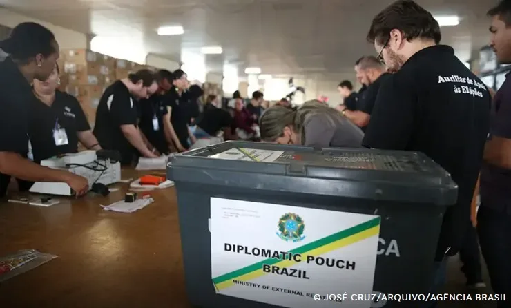 Eleitores no exterior somam quase 1 milhão para 2026 em Mato Grosso