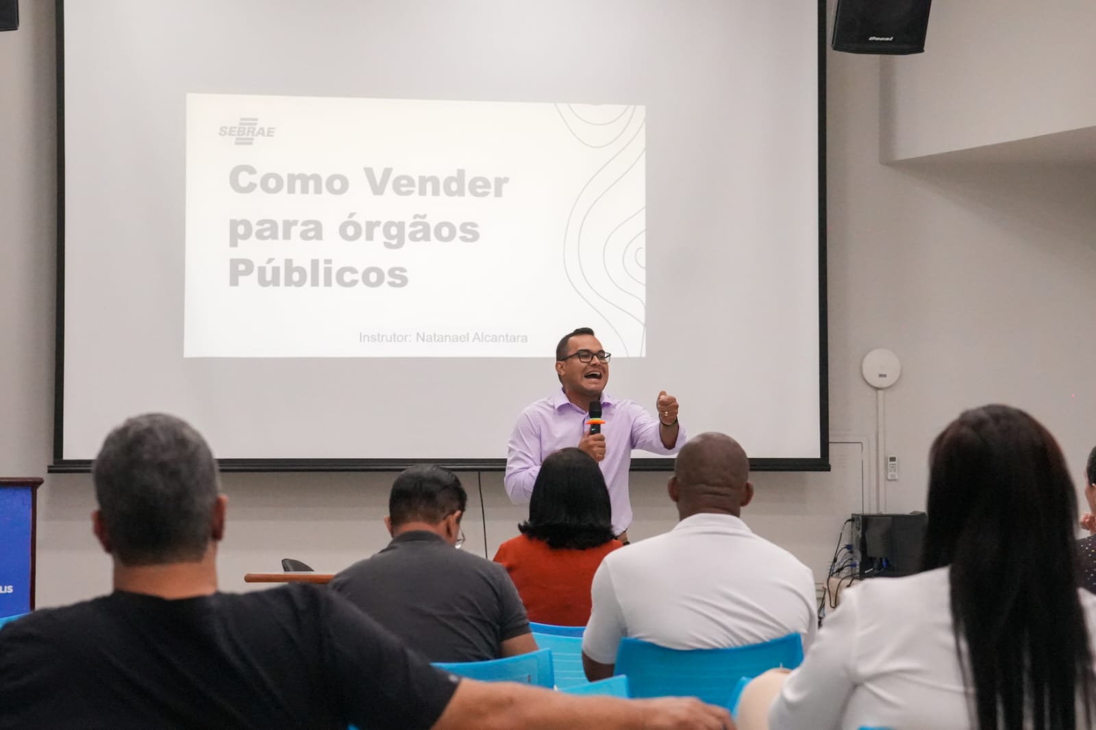 Empreendedores recebem capacitação sobre compras públicas em Rondonópolis