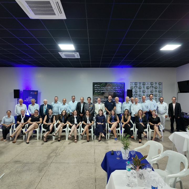 Governador do Rotary encerra visita a Querência com jantar