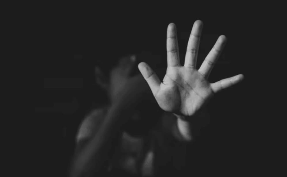 Homem amarrado em casa é suspeito de estupro em Cáceres