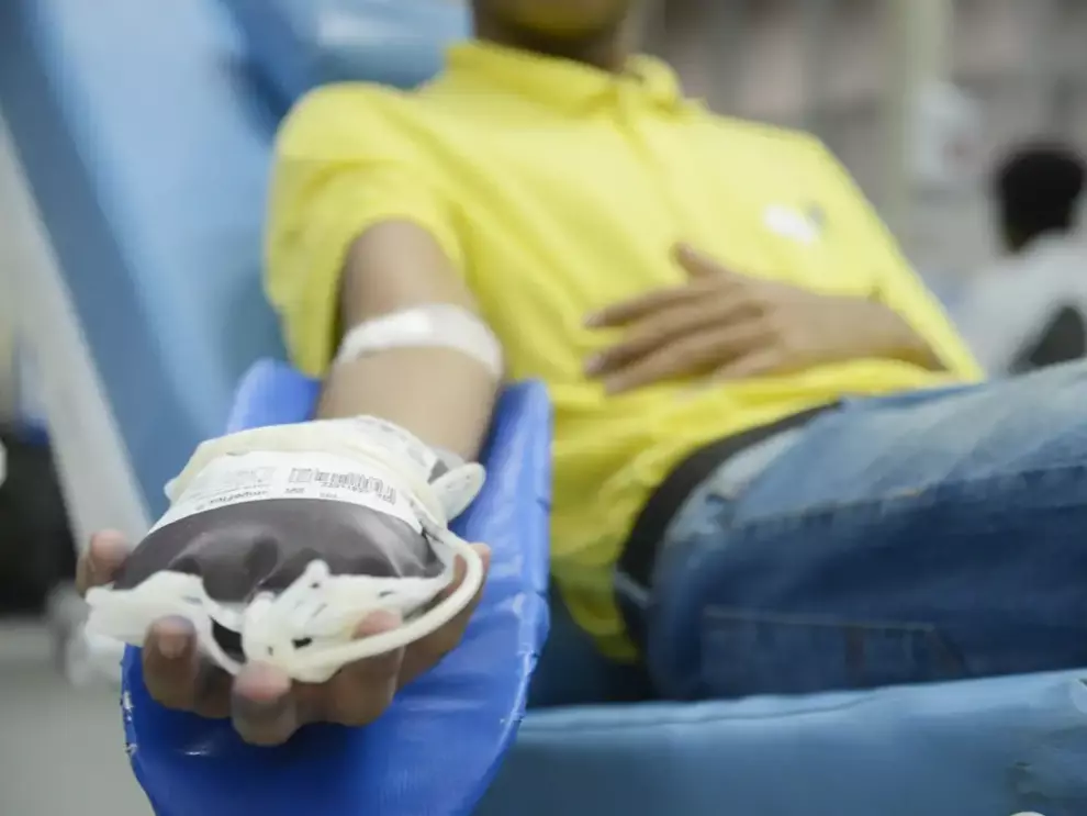 Idosos acima de 70 anos ganham liberação para doação de sangue no país
