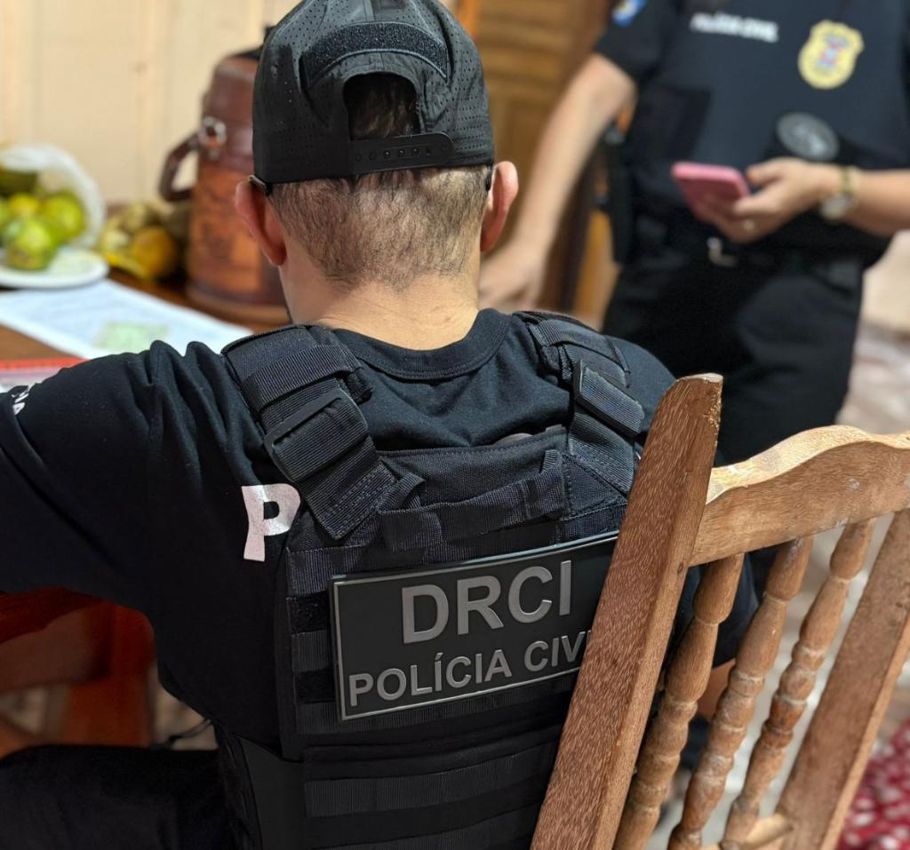 Influenciadora é alvo de sextorsão e operação em MT