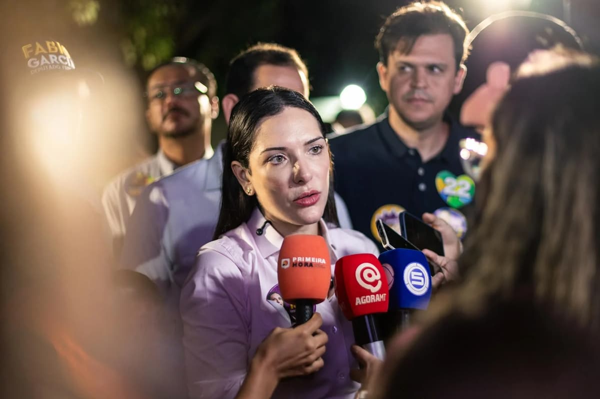 Janaina defende hospital universitário em Rondonópolis MT
