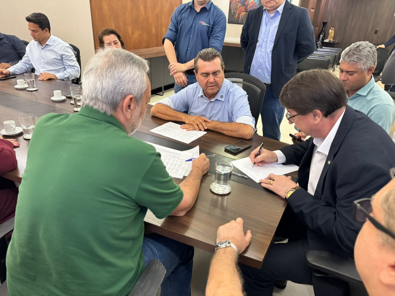 Machnic busca investimentos para Primavera do Leste em Cuiabá