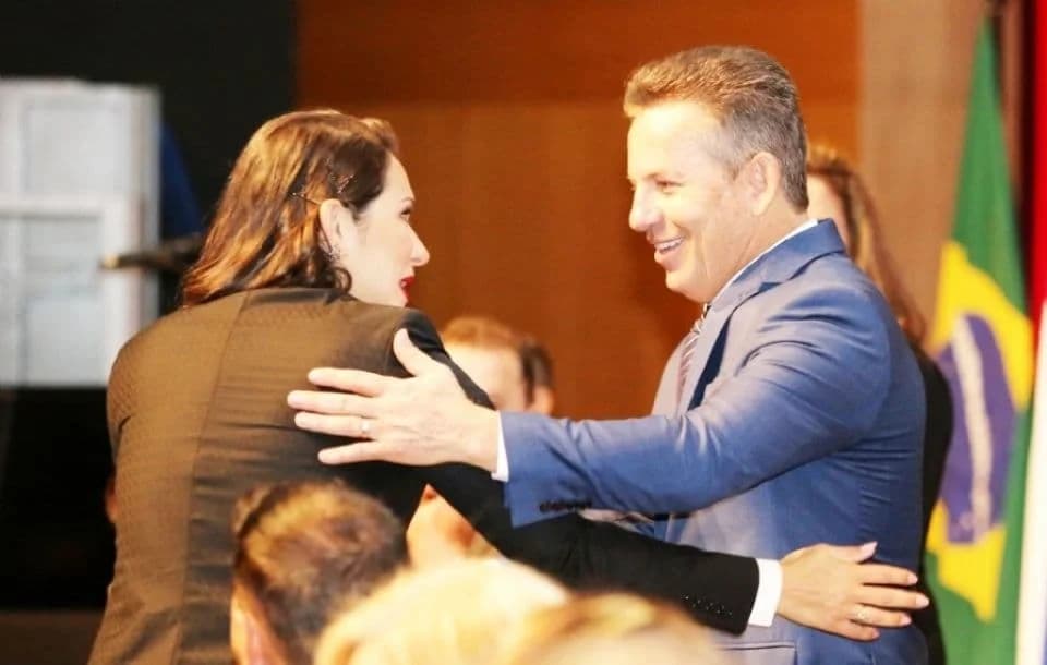 Mauro e Janaina lideram disputa pelo Senado em MT