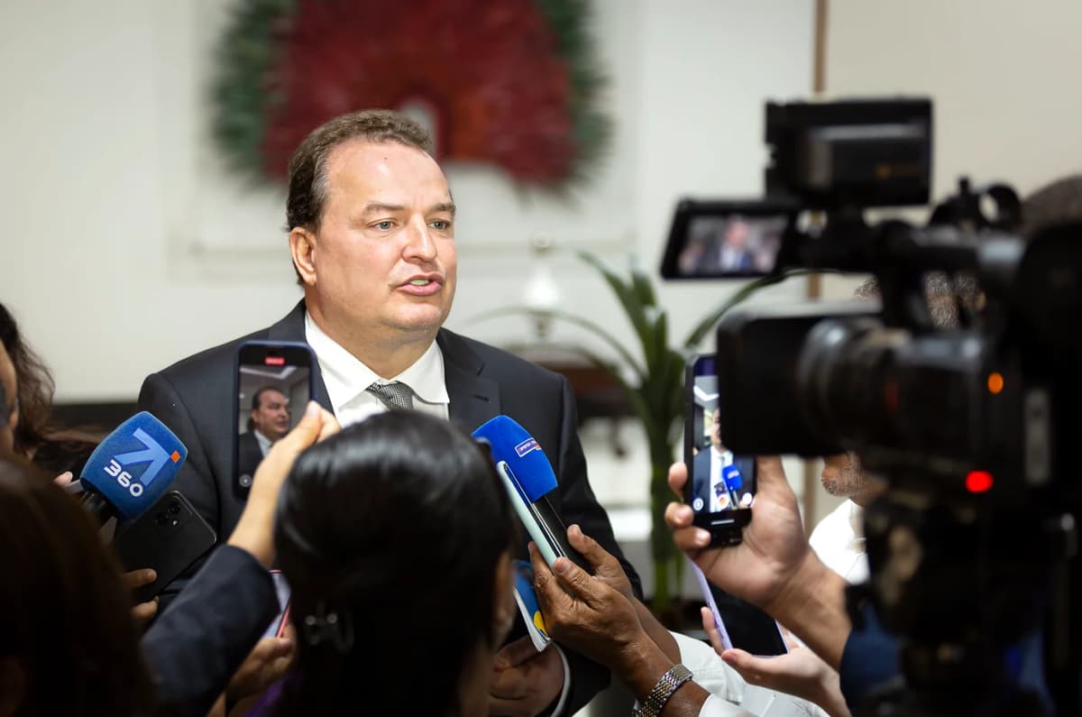 Max Russi busca apoio da oposição para presidir AL em MT