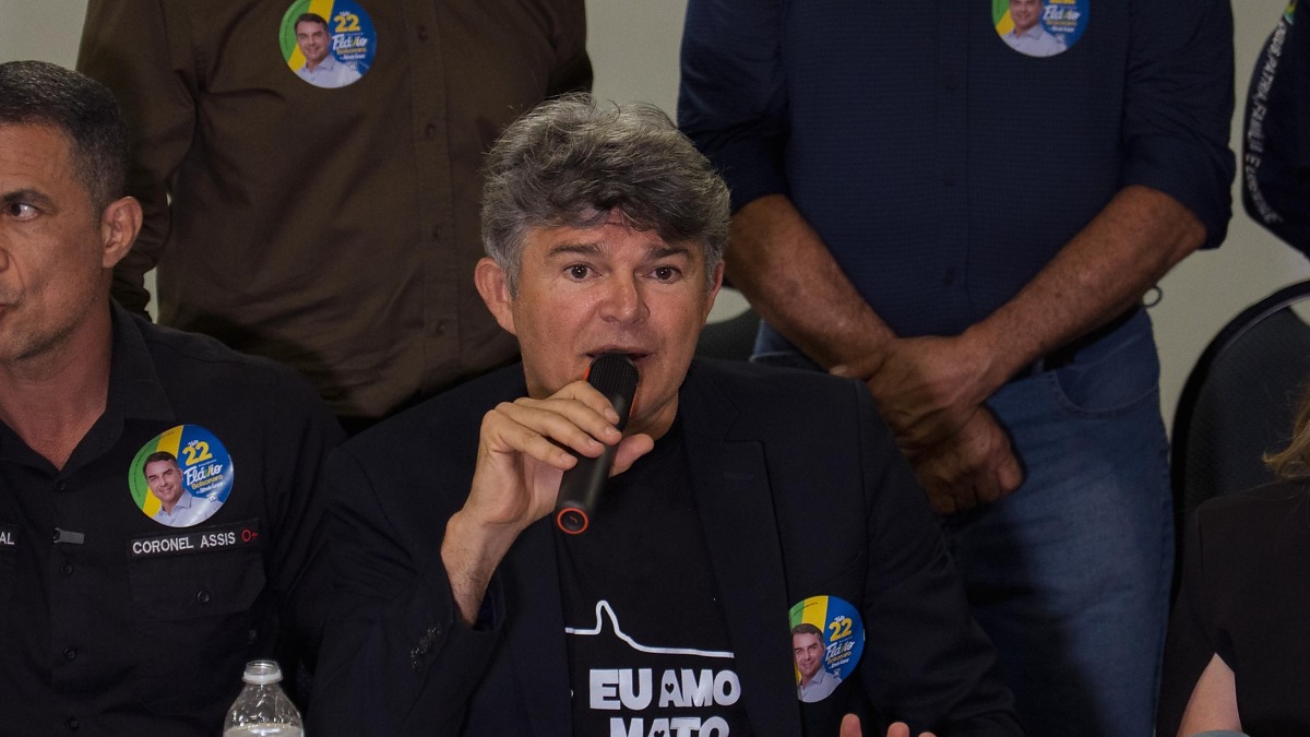 Medeiros critica Lula e defende fim da reeleição em MT