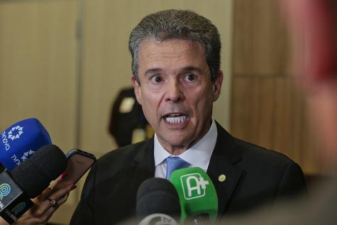Ministro afasta política do agro em MT e busca diálogo