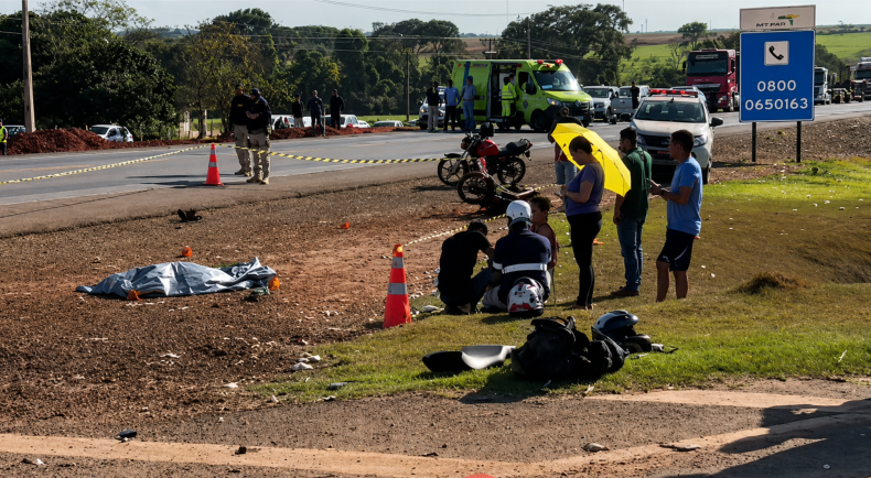 Motociclista morre em batida com caminhonete na BR-163 em Sorriso