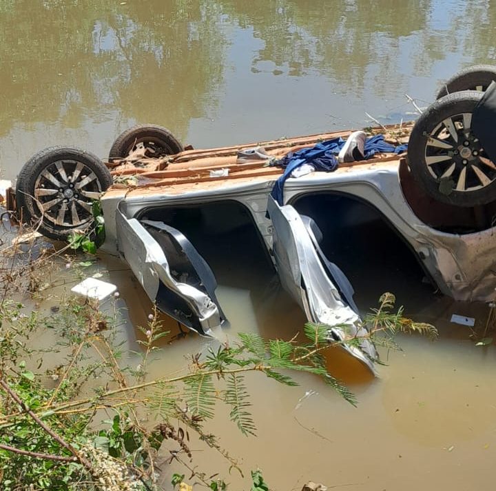 Motorista morre após carro cair em lagoa na MT-322 em MT