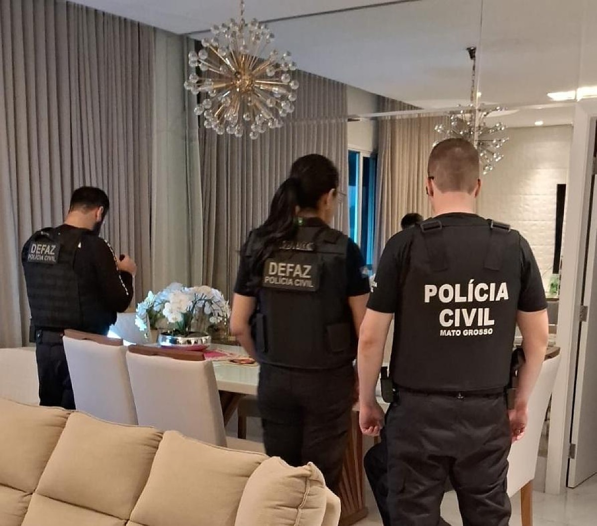 Operação policial mira facção com bloqueios de até R$ 1,4 mi em MT e SP