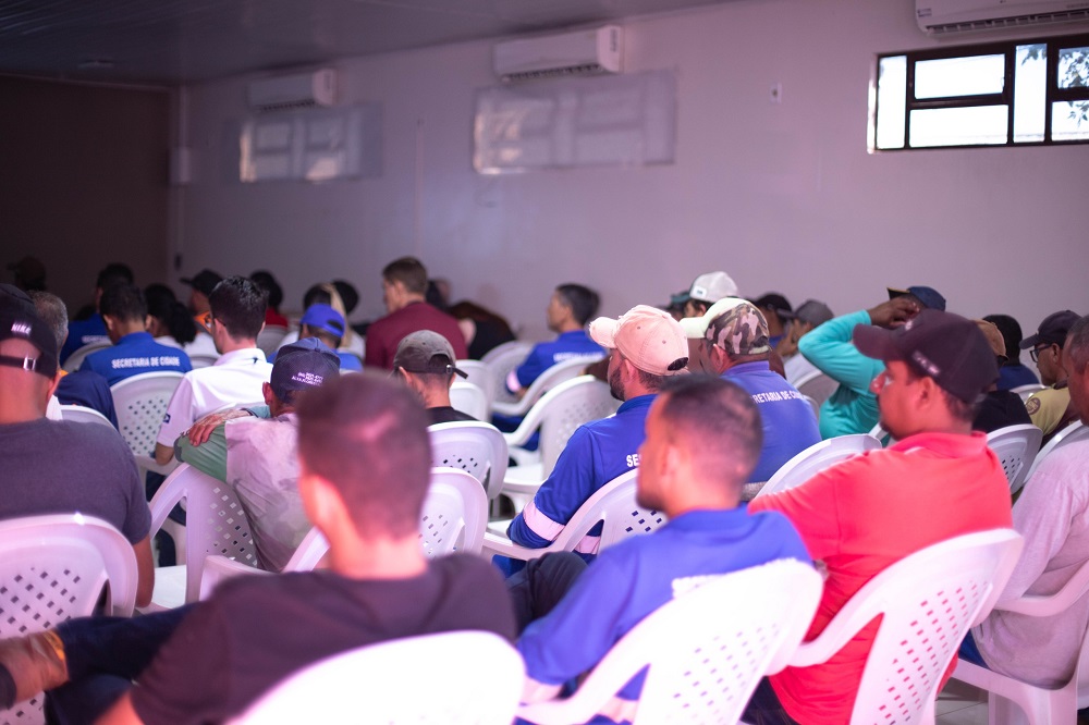 Palestra debate assédio moral e sexual em Alta Floresta