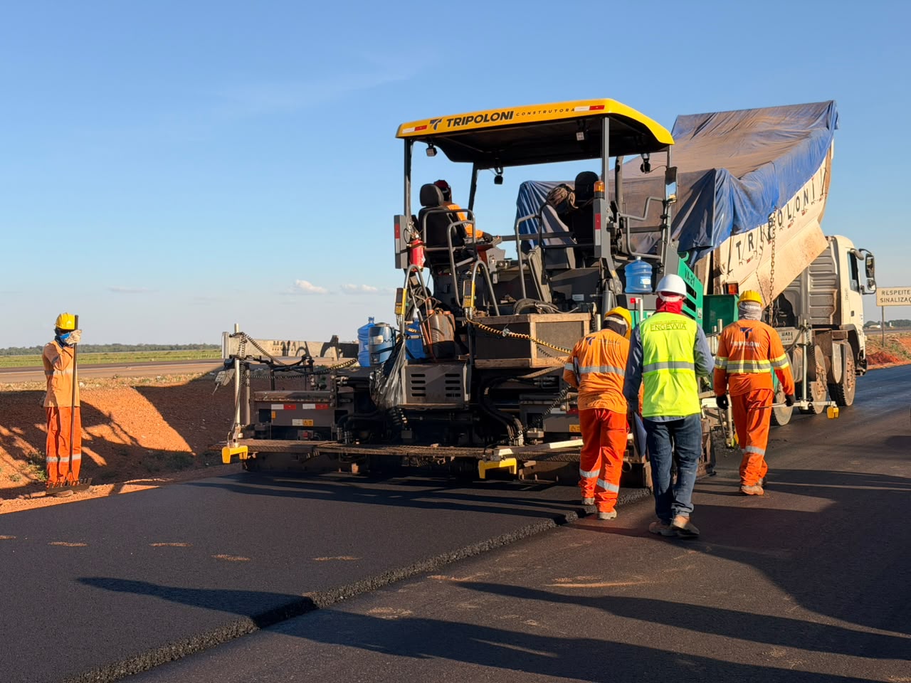 Pecuaristas vistoriam obras da BR-163 em Mato Grosso