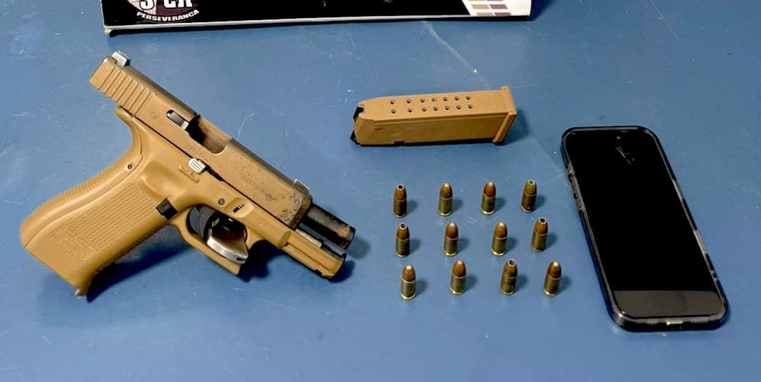 PM intercepta ônibus na BR-163 e apreende pistola em Sinop