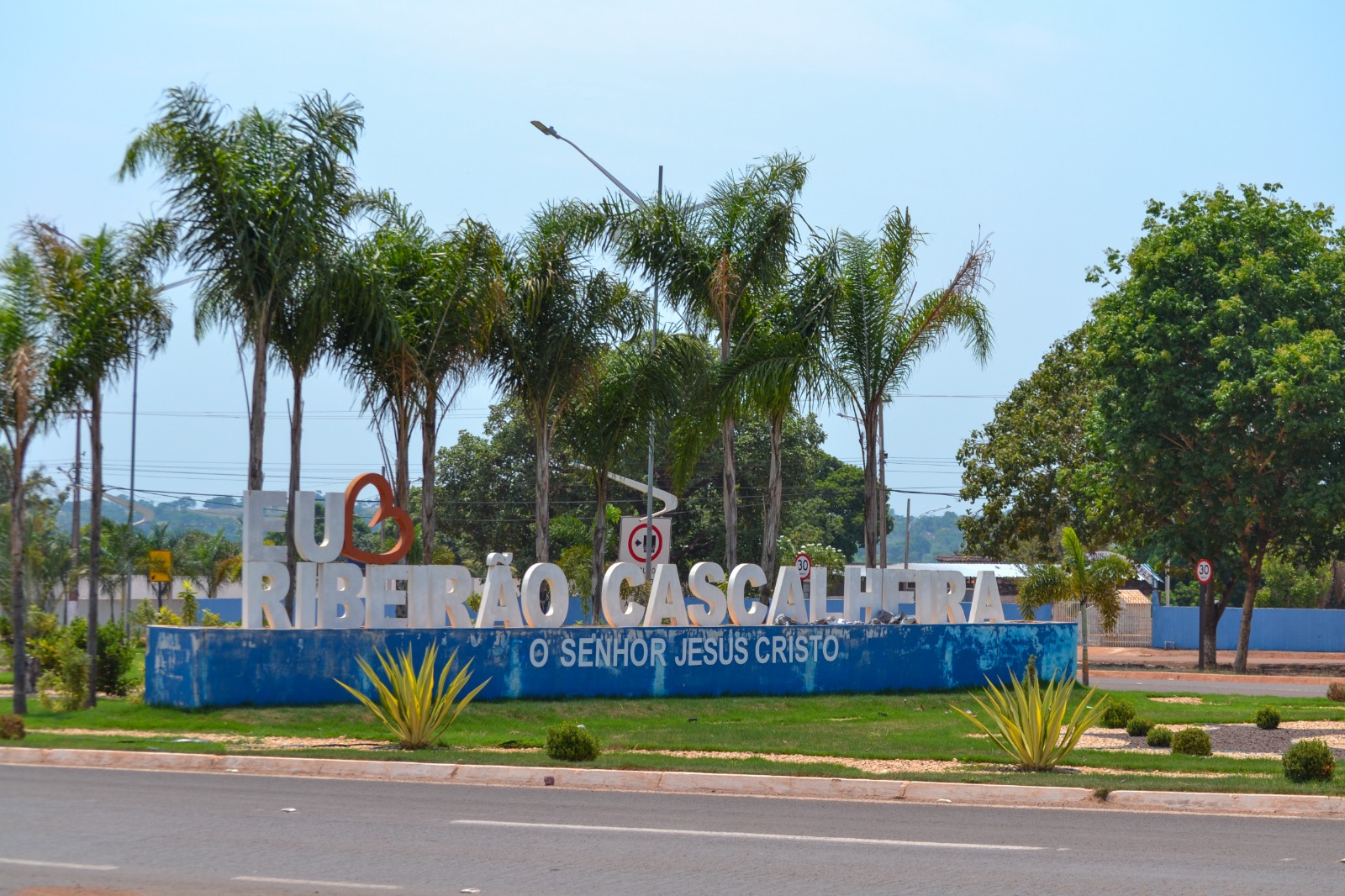 Prefeita debate melhorias na BR-158 com o DNIT em Mato Grosso