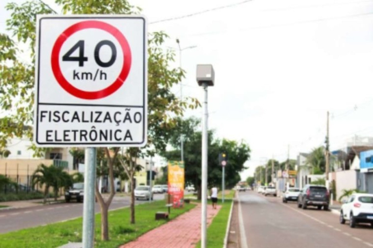 Prefeitura remove três radares no Centro de Cuiabá em MT
