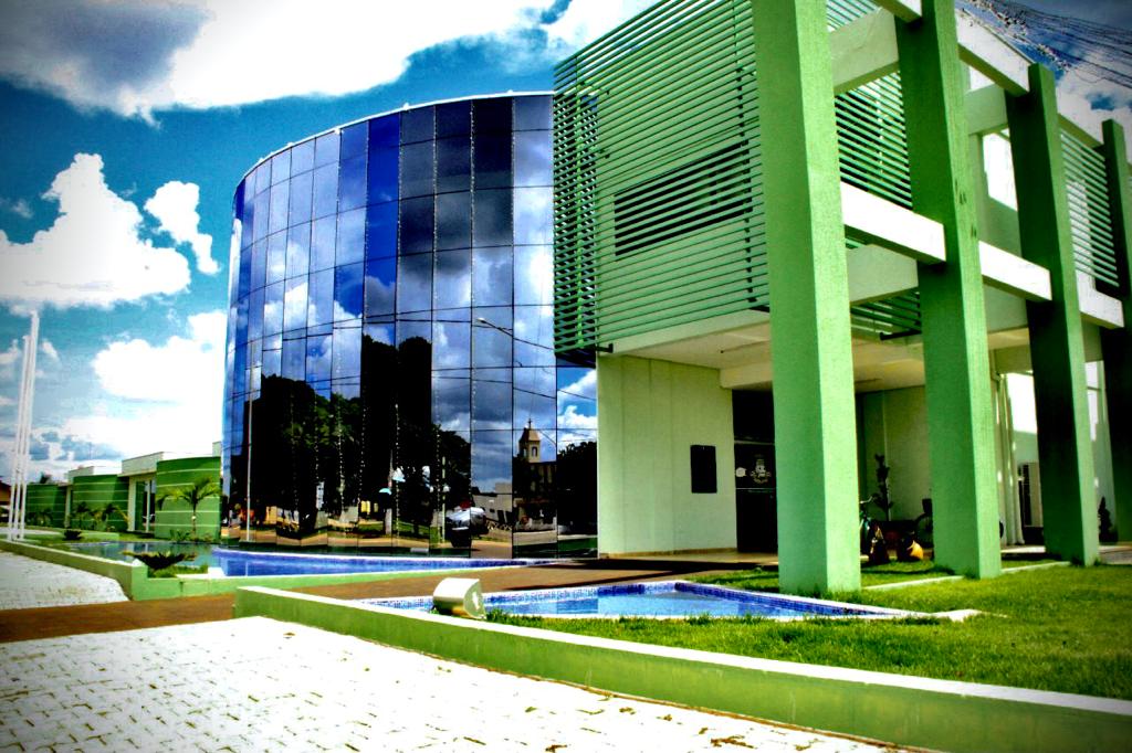 Processo seletivo em Canarana MT oferece salários até R$ 8 mil