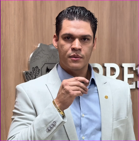Procurador pede exoneração e mira presidente da Câmara em Primavera