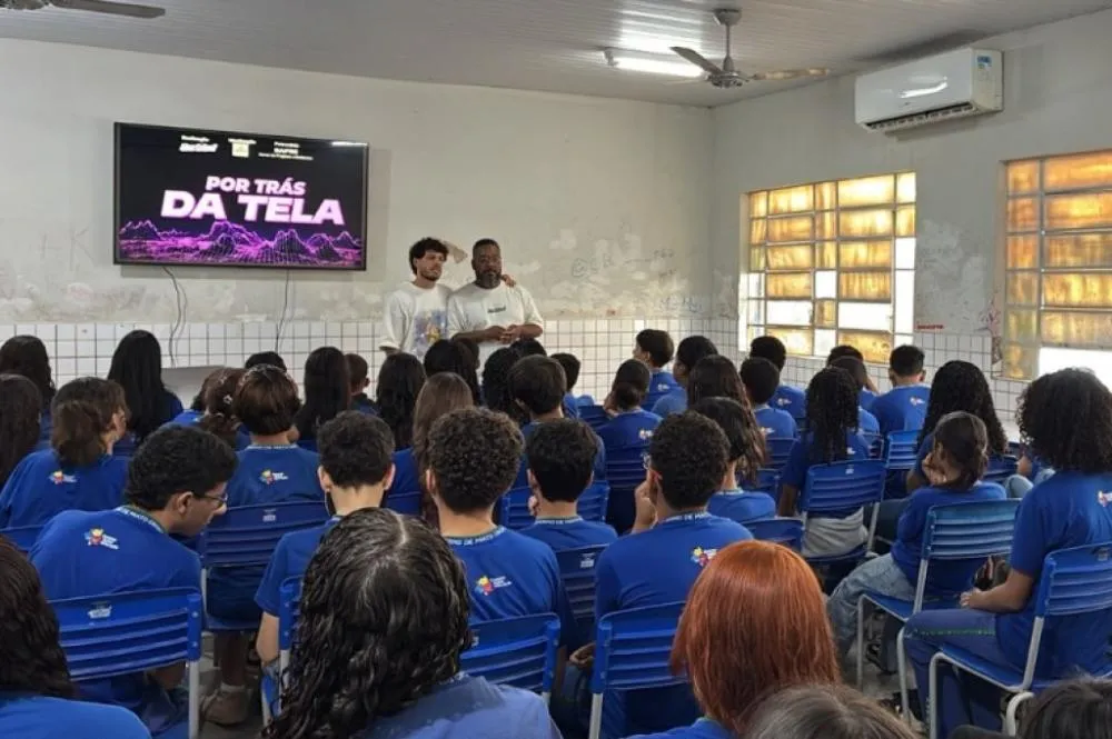 Projeto ensina segurança digital a estudantes de Chapada