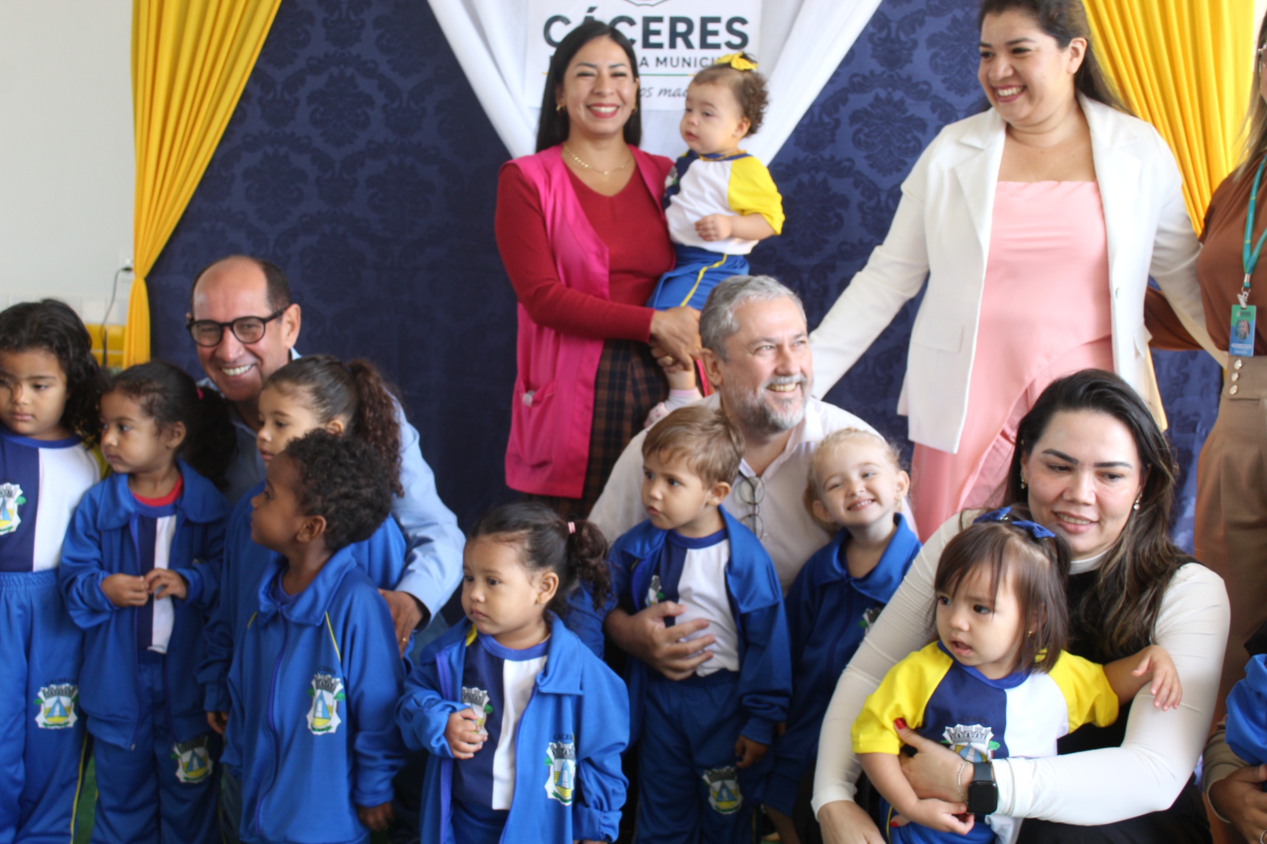 Rede municipal de ensino retoma aulas em Cáceres
