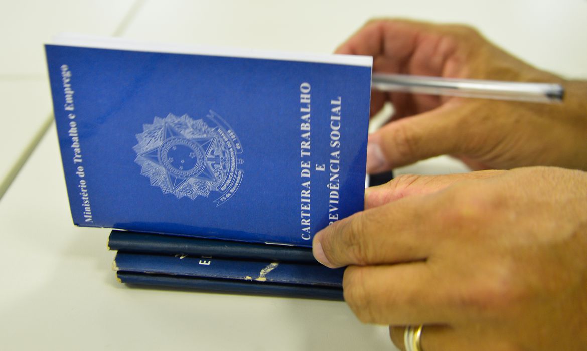 Sine-MT abre 44 vagas de emprego em Alta Floresta