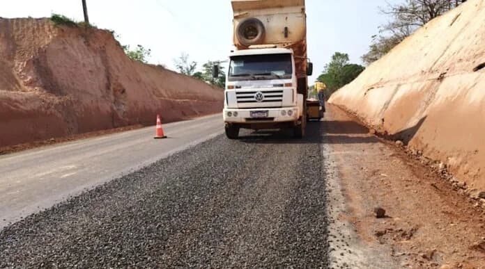 Sinfra anula licitação de R$ 14,4 milhões para pavimentação em MT