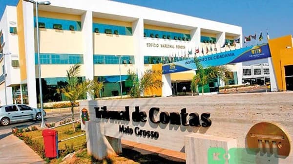 TCE mantém suspensão de sorteio de carros para professores em Rondonópolis MT