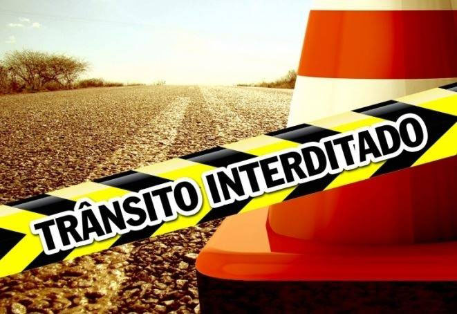 Trânsito sofre alterações para montagem da Expo Primavera